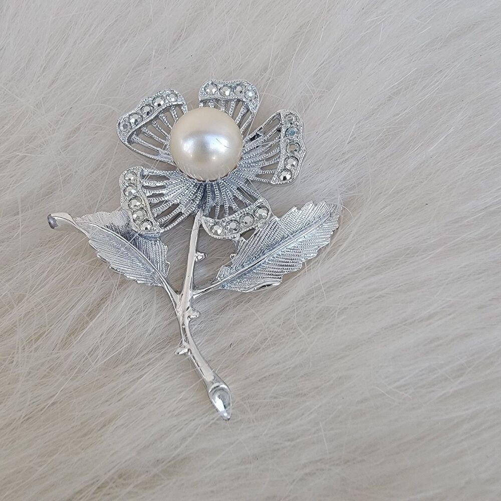 Sarah Coventry Brooch Vintage Silver Tone Faux Pearl Rhinestones 1960's Signed
